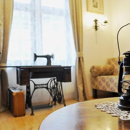 Traditional Slovak Apartment Bratislava Exterior foto