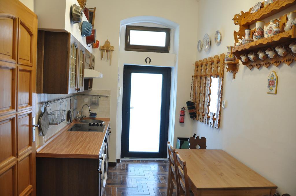 Traditional Slovak Apartment Bratislava Exterior foto